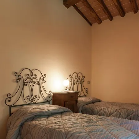 Sleeps 10 Pool Wifi * Pescaglia